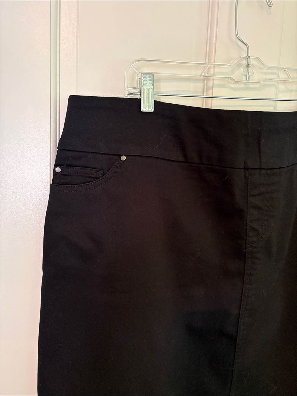 S.C. & Co. Black Skort - Picture 2 of 7